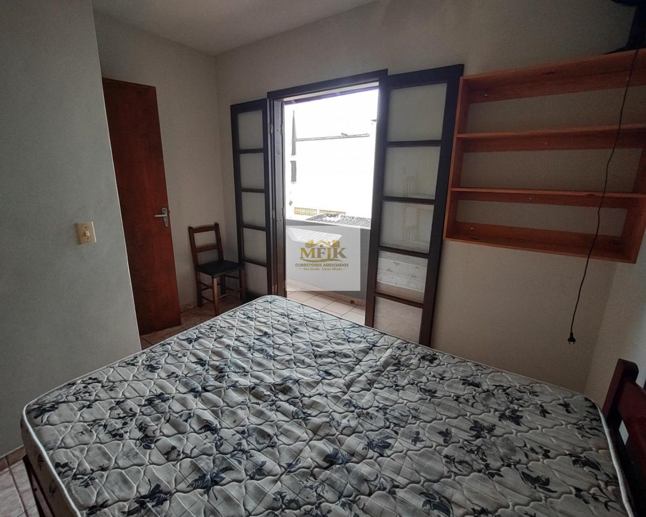 Casa, 6 quartos, 75 m² - Foto 8