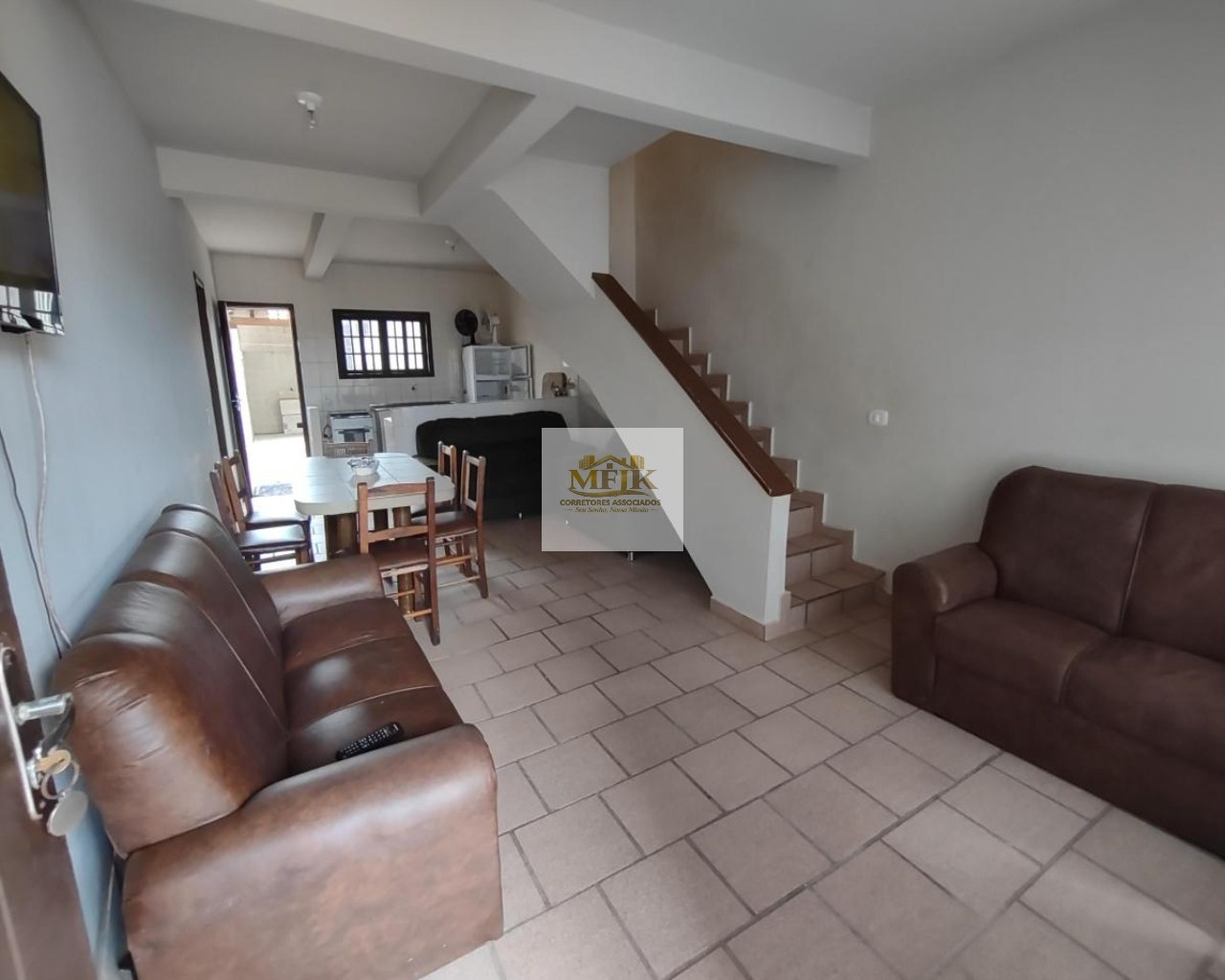 Casa, 6 quartos, 75 m² - Foto 4