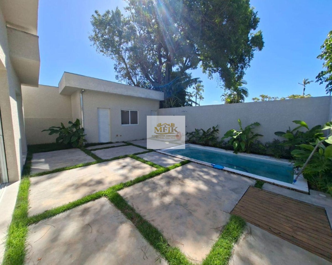 Casa, 3 quartos, 159 m² - Foto 2