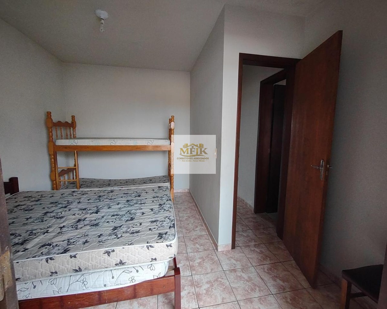 Casa, 6 quartos, 75 m² - Foto 9