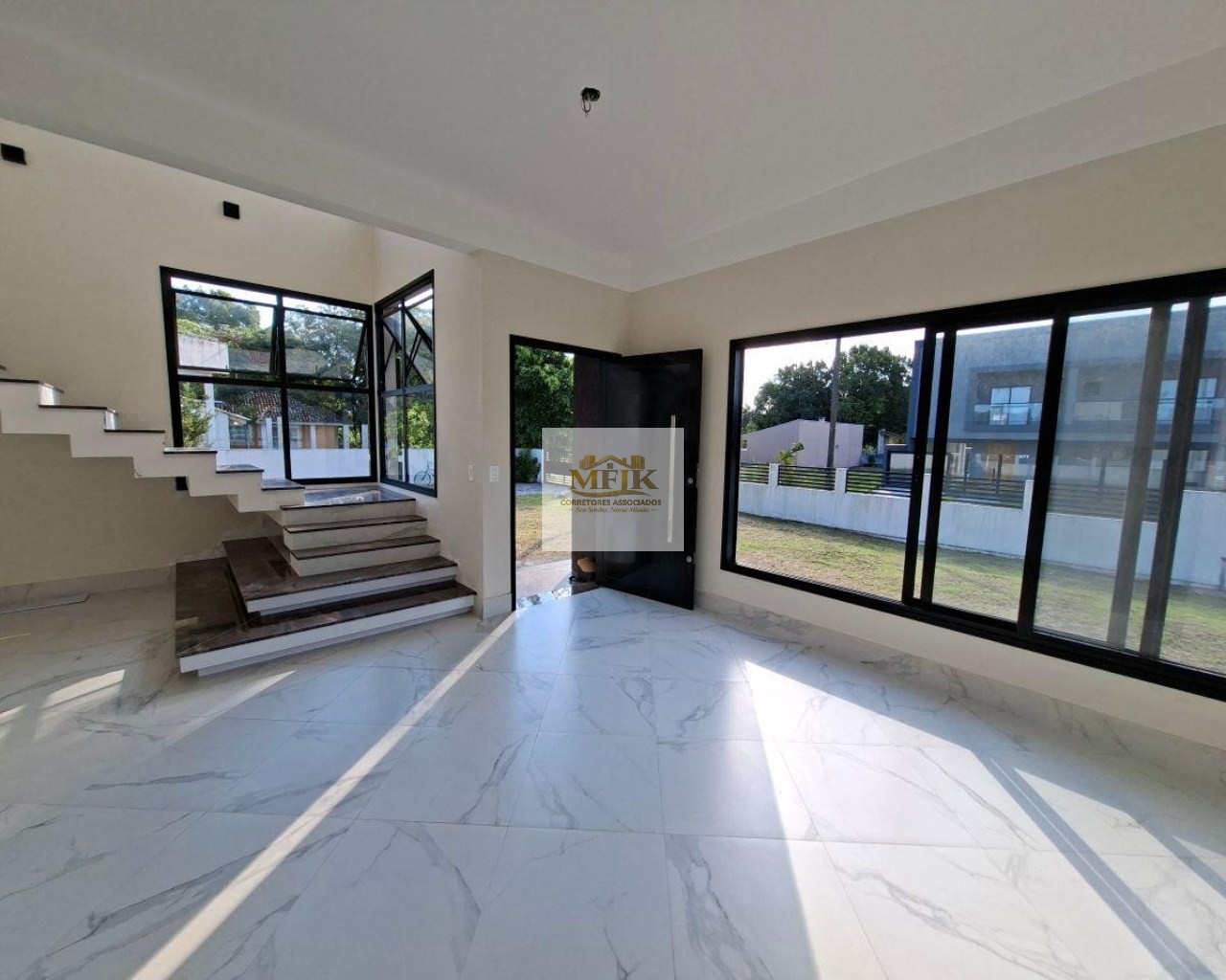 Casa, 3 quartos, 214 m² - Foto 4