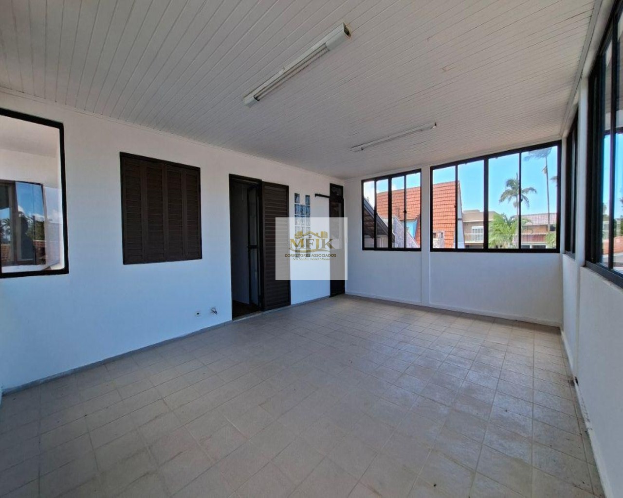 Casa, 7 quartos, 148 m² - Foto 4