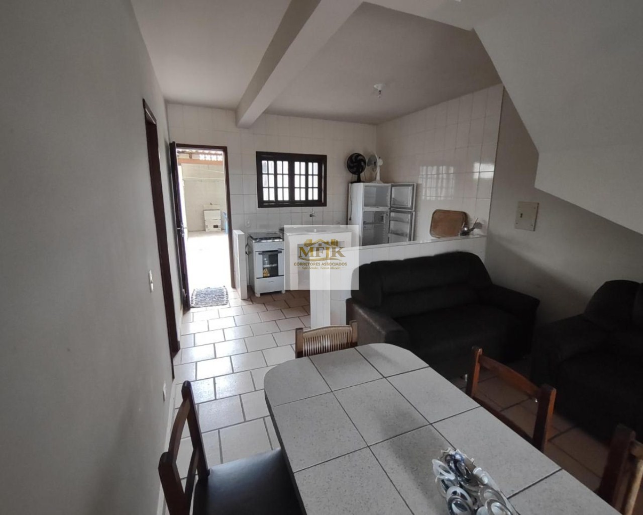 Casa, 6 quartos, 75 m² - Foto 2