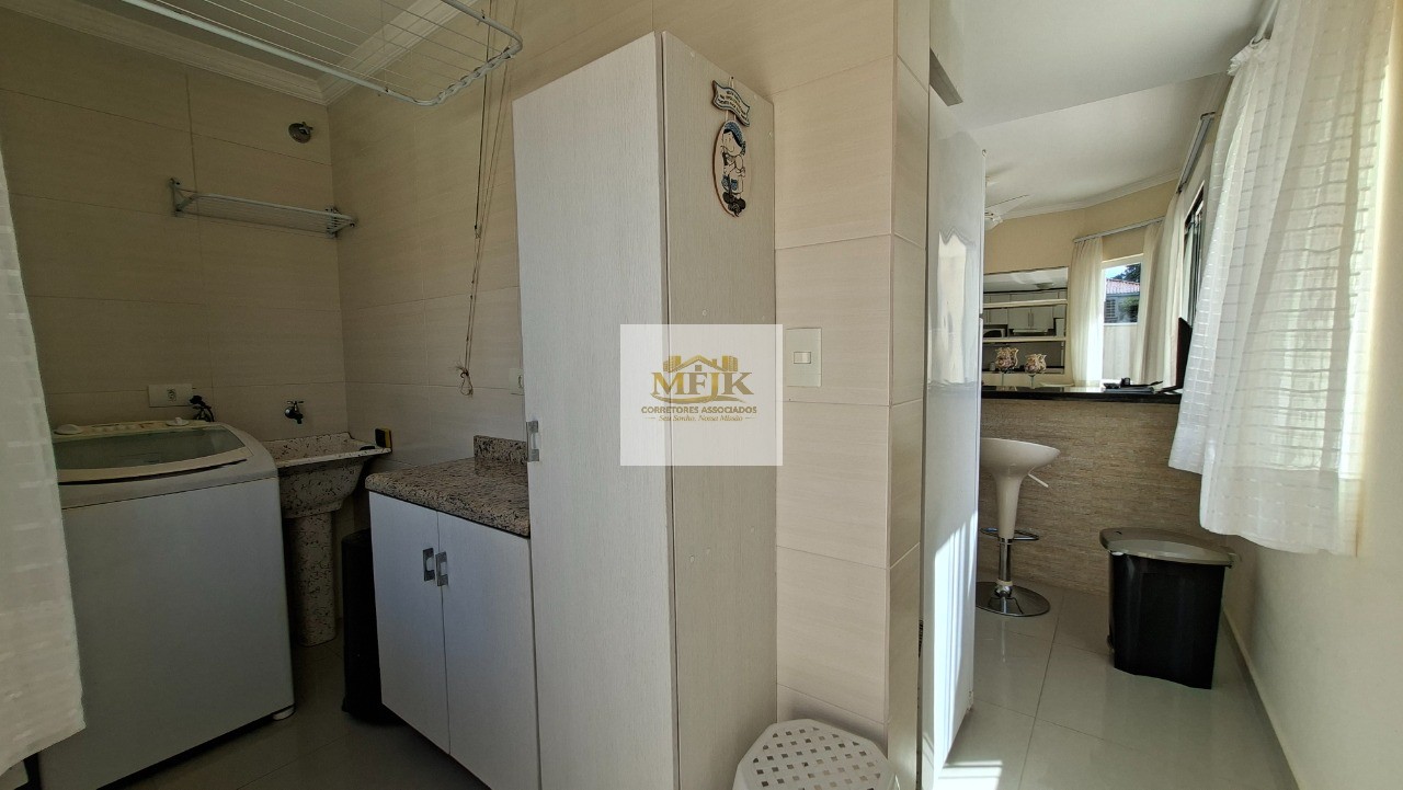 Casa, 3 quartos, 216 m² - Foto 24