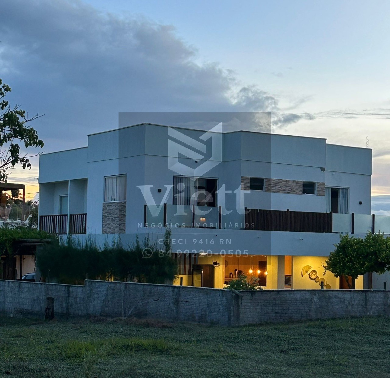 Casa, 7 quartos, 372 m² - Foto 1