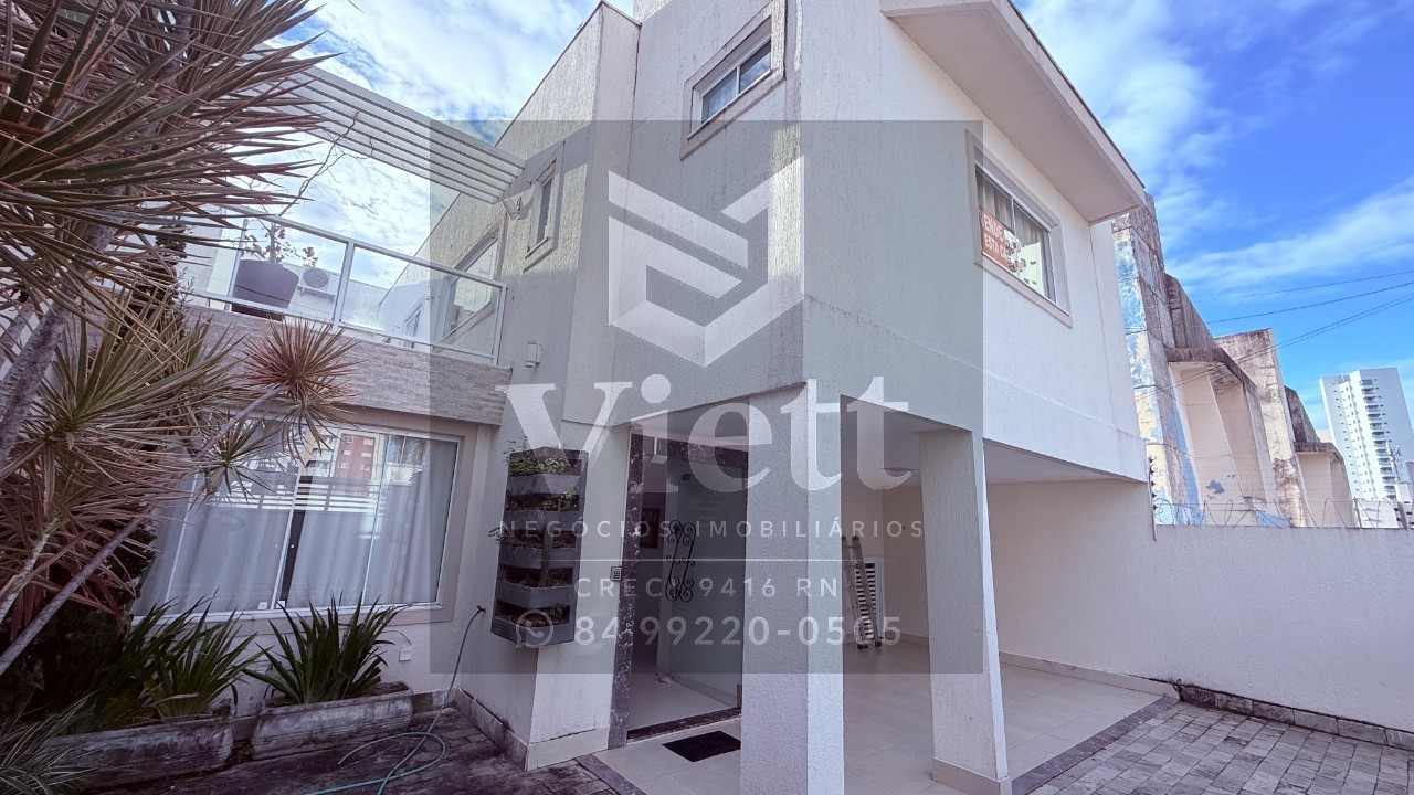 Casa, 4 quartos, 267 m² - Foto 1