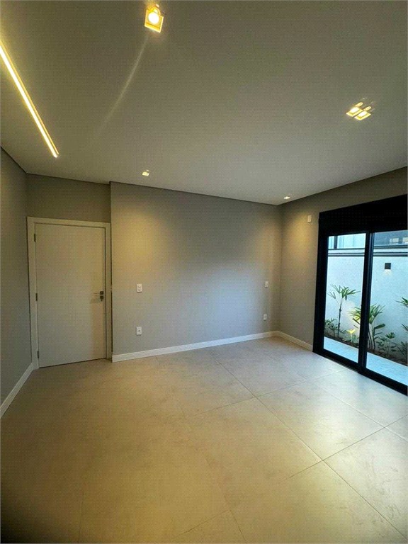 Casa, 3 quartos, 250 m² - Foto 8