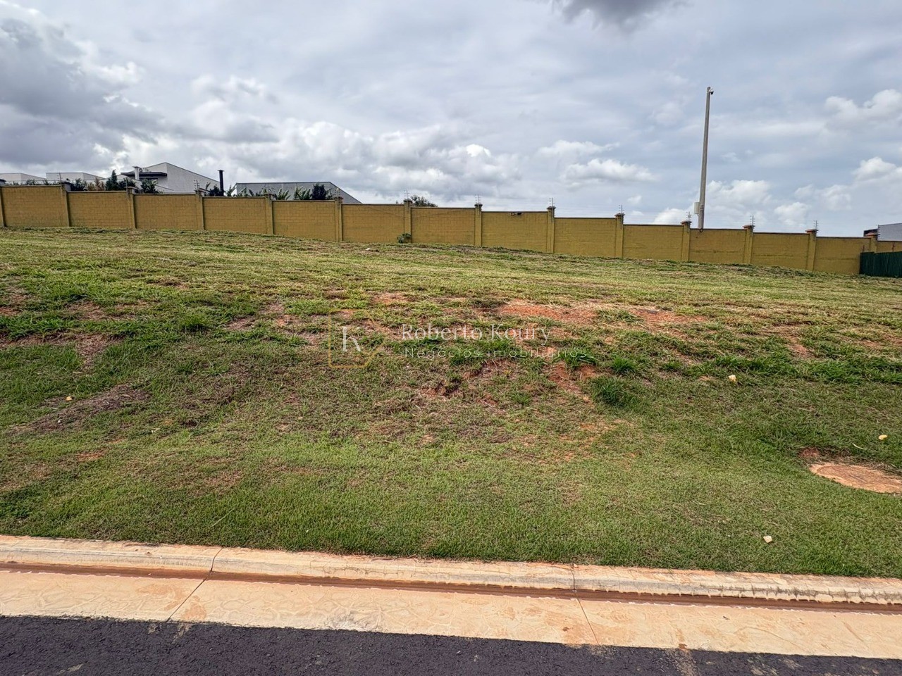 Terreno, 300 m² - Foto 1
