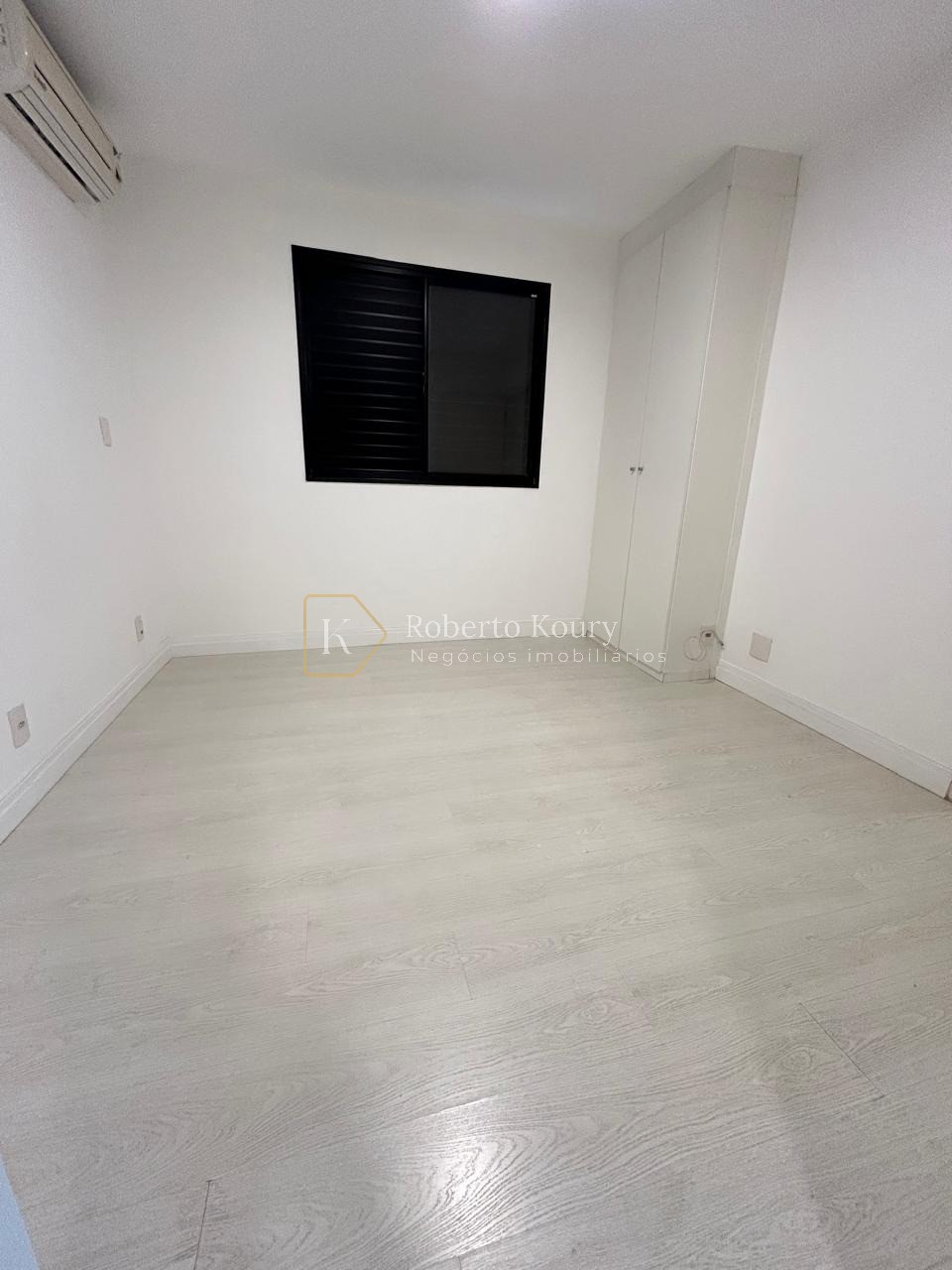 Apartamento, 3 quartos, 244 m² - Foto 12