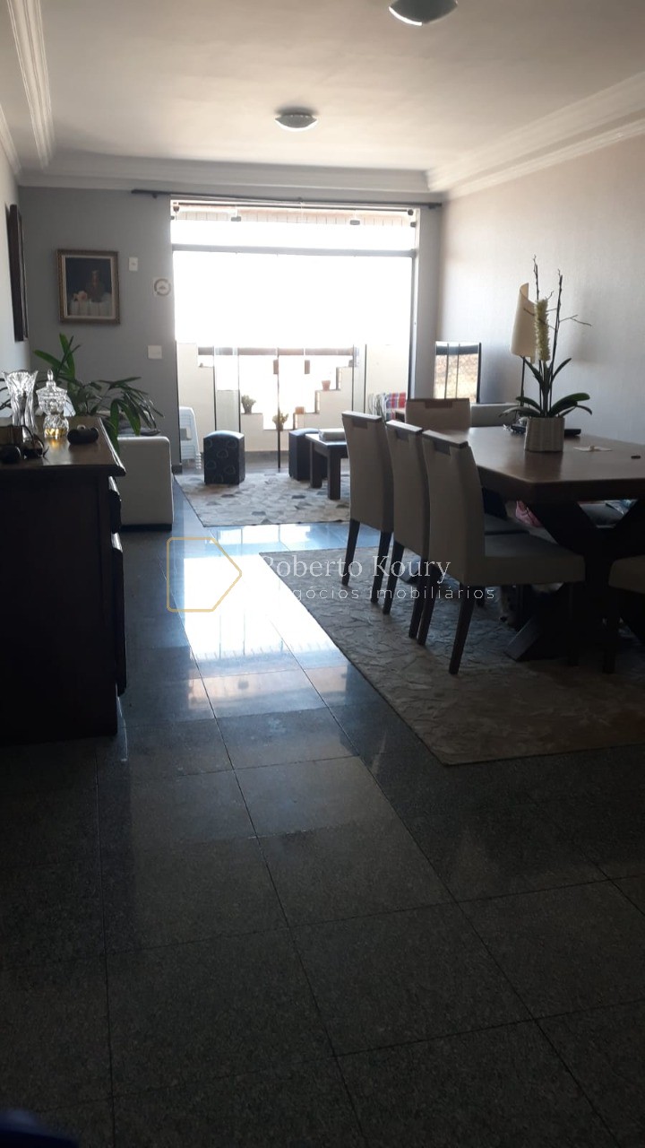 Apartamento, 3 quartos, 210 m² - Foto 2