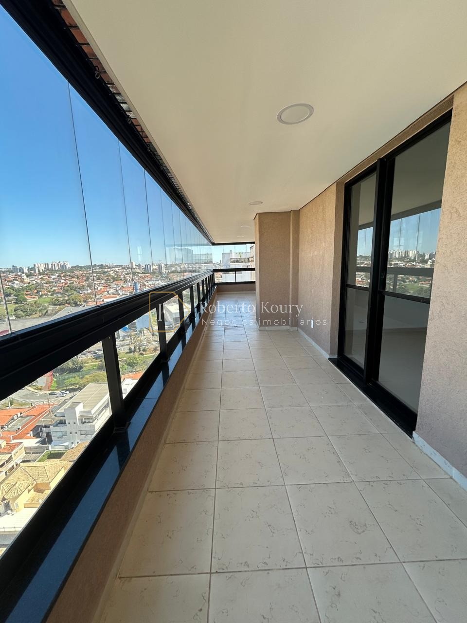 Apartamento, 3 quartos, 244 m² - Foto 4
