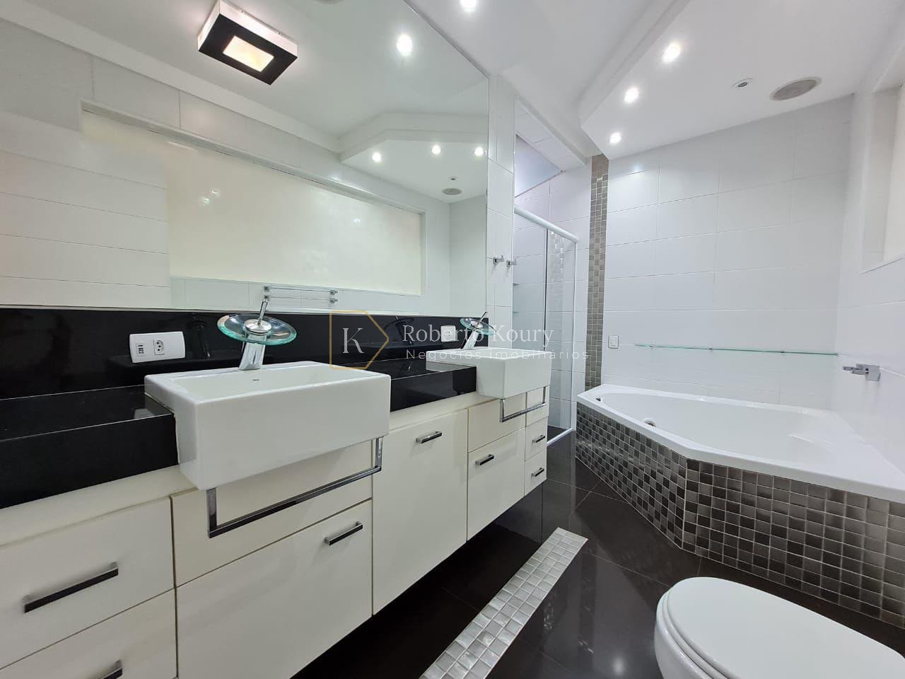 Casa, 4 quartos, 308 m² - Foto 4