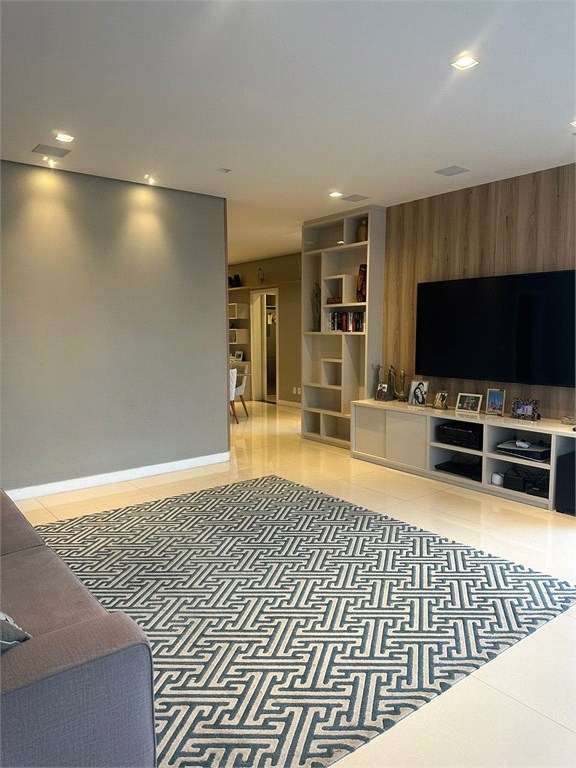 Casa, 4 quartos, 296 m² - Foto 2