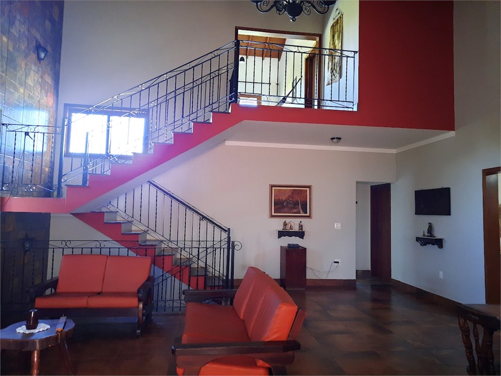 Casa, 3 quartos, 270 m² - Foto 9