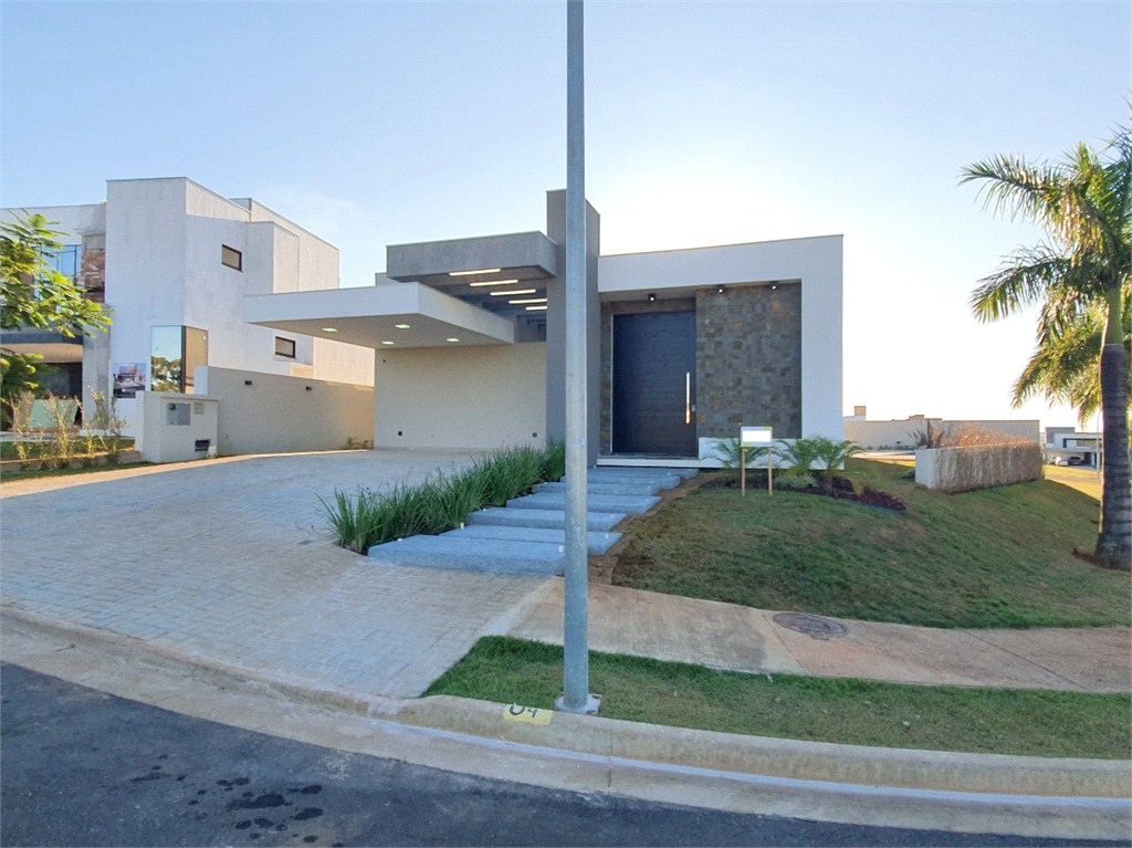 Casa, 3 quartos, 270 m² - Foto 35
