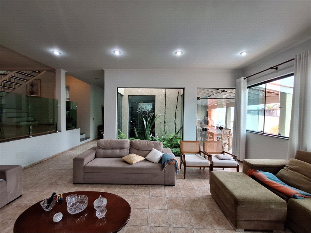 Casa, 5 quartos, 350 m² - Foto 27