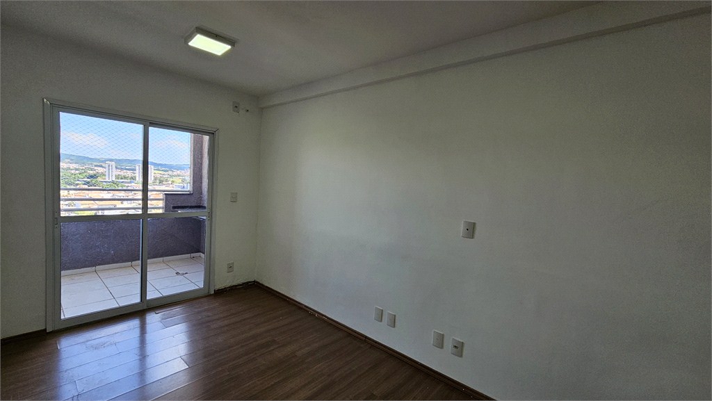 Apartamento, 3 quartos, 70 m² - Foto 2