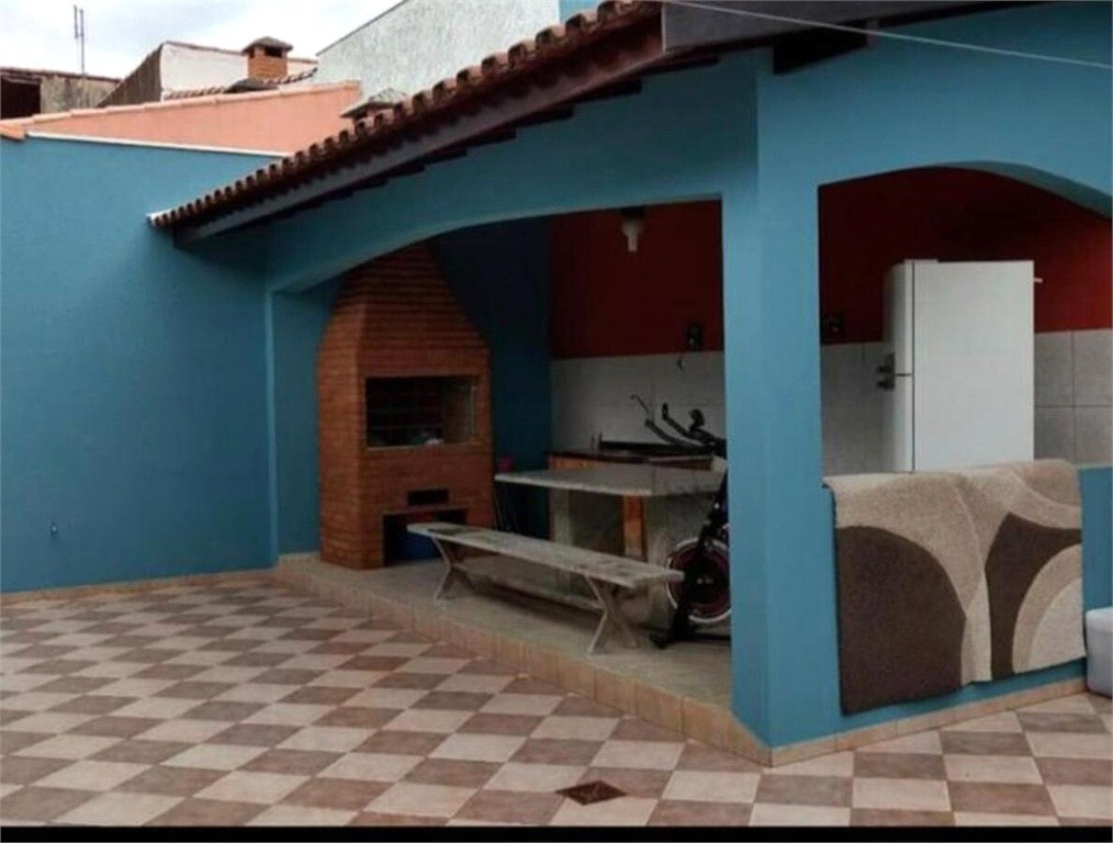 Casa, 3 quartos, 258 m² - Foto 1