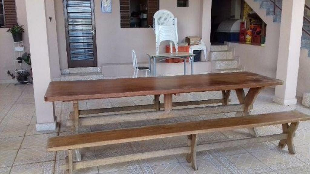 Casa, 3 quartos, 288 m² - Foto 1