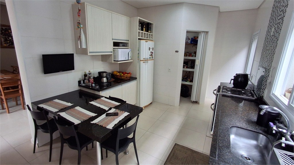 Casa, 3 quartos, 180 m² - Foto 3