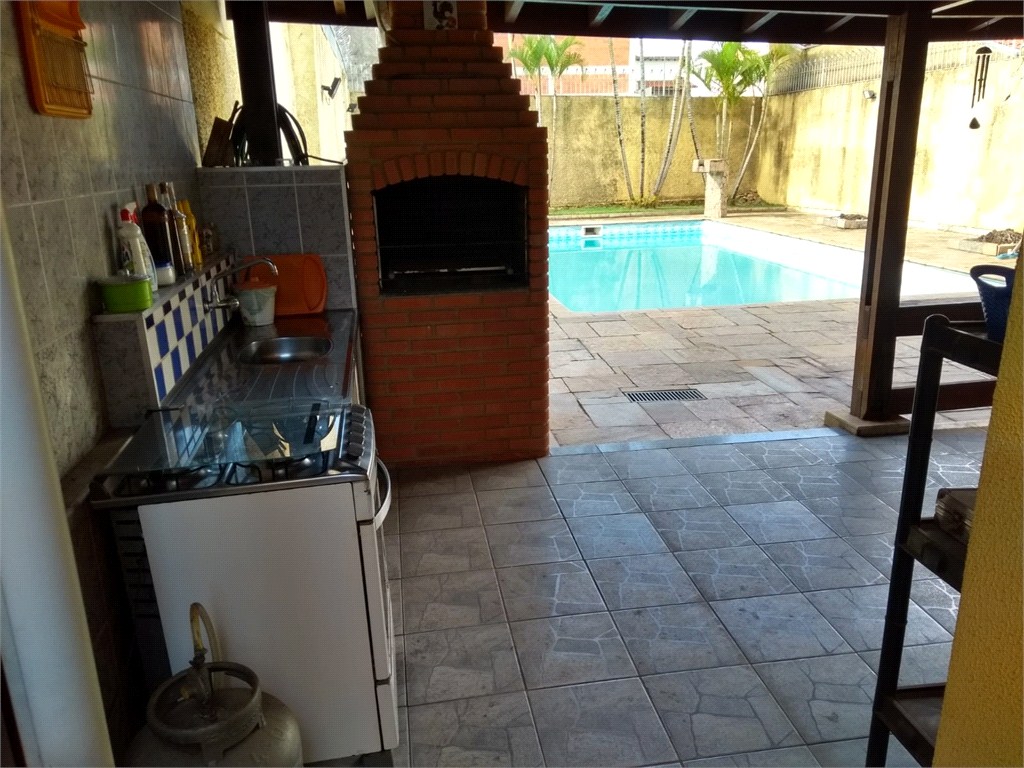 Casa, 3 quartos, 230 m² - Foto 5
