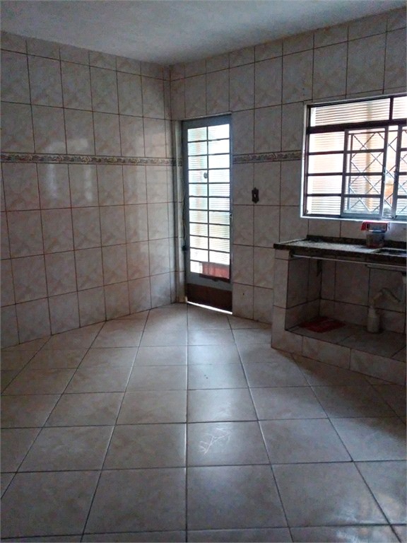 Casa, 4 quartos, 175 m² - Foto 2