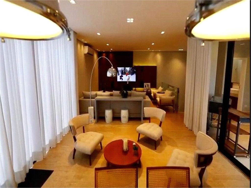 Casa, 3 quartos, 310 m² - Foto 14