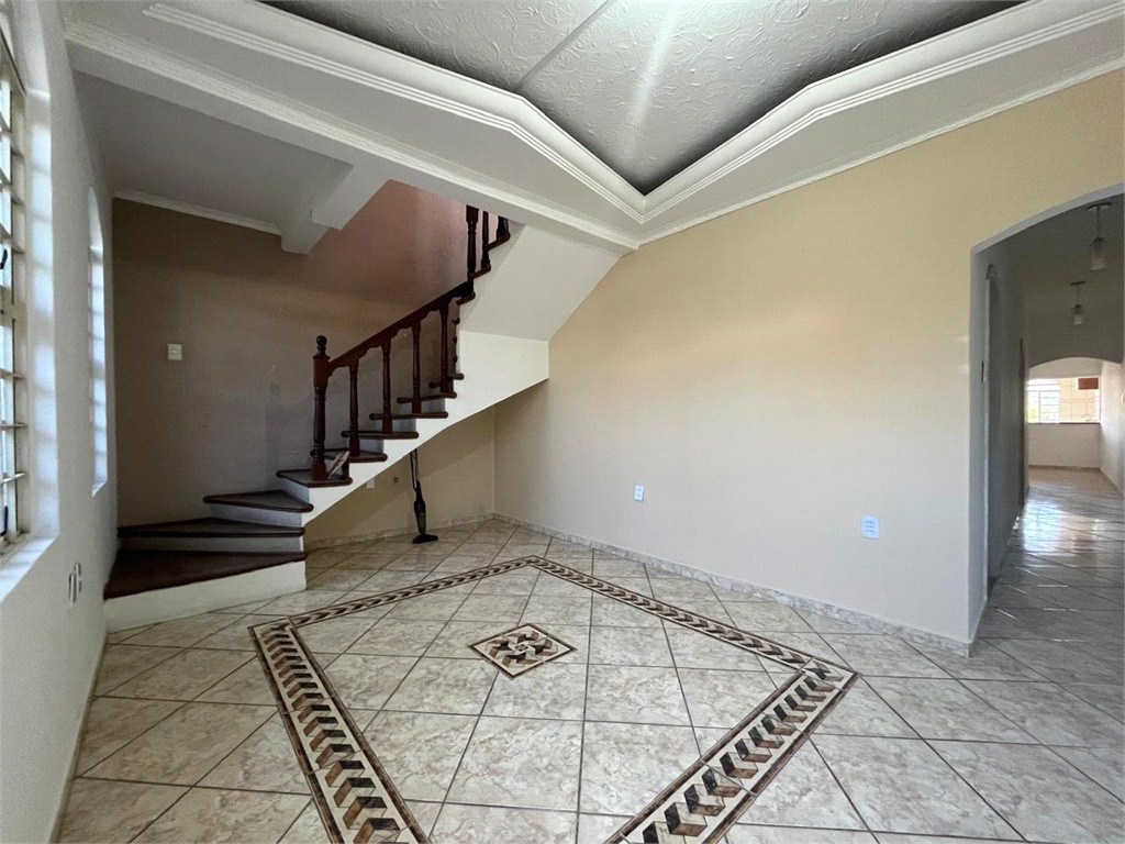Casa, 3 quartos, 209 m² - Foto 11