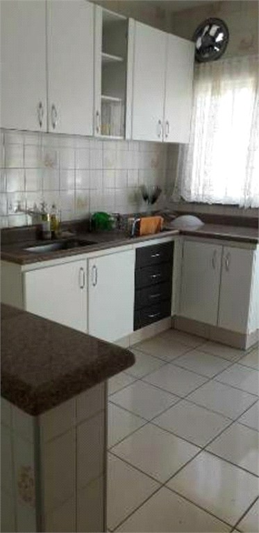 Casa, 3 quartos, 190 m² - Foto 2