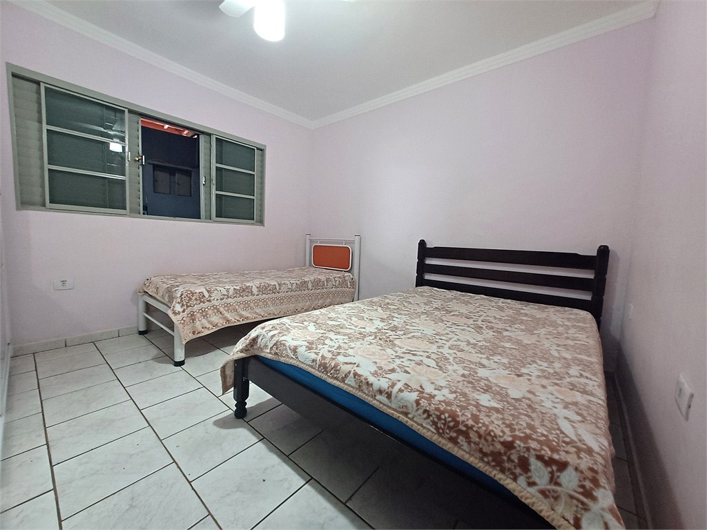 Casa, 5 quartos, 159 m² - Foto 1