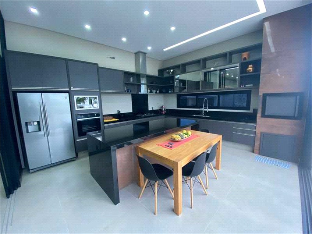 Casa, 3 quartos, 294 m² - Foto 9