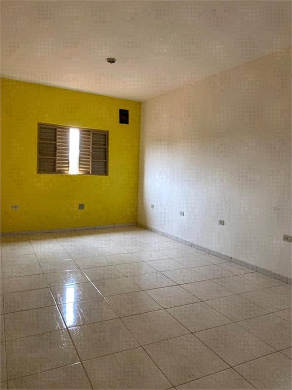 Casa, 2 quartos, 300 m² - Foto 2