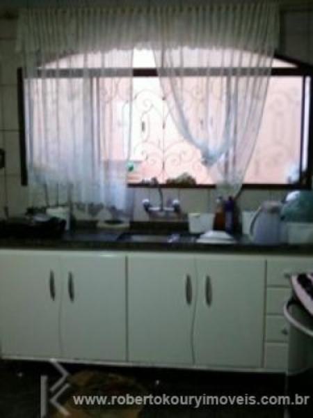 Casa, 3 quartos, 200 m² - Foto 3