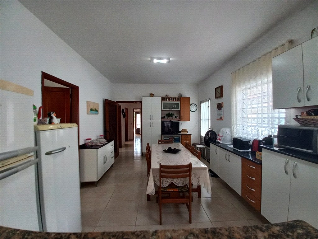 Casa, 3 quartos, 236 m² - Foto 22