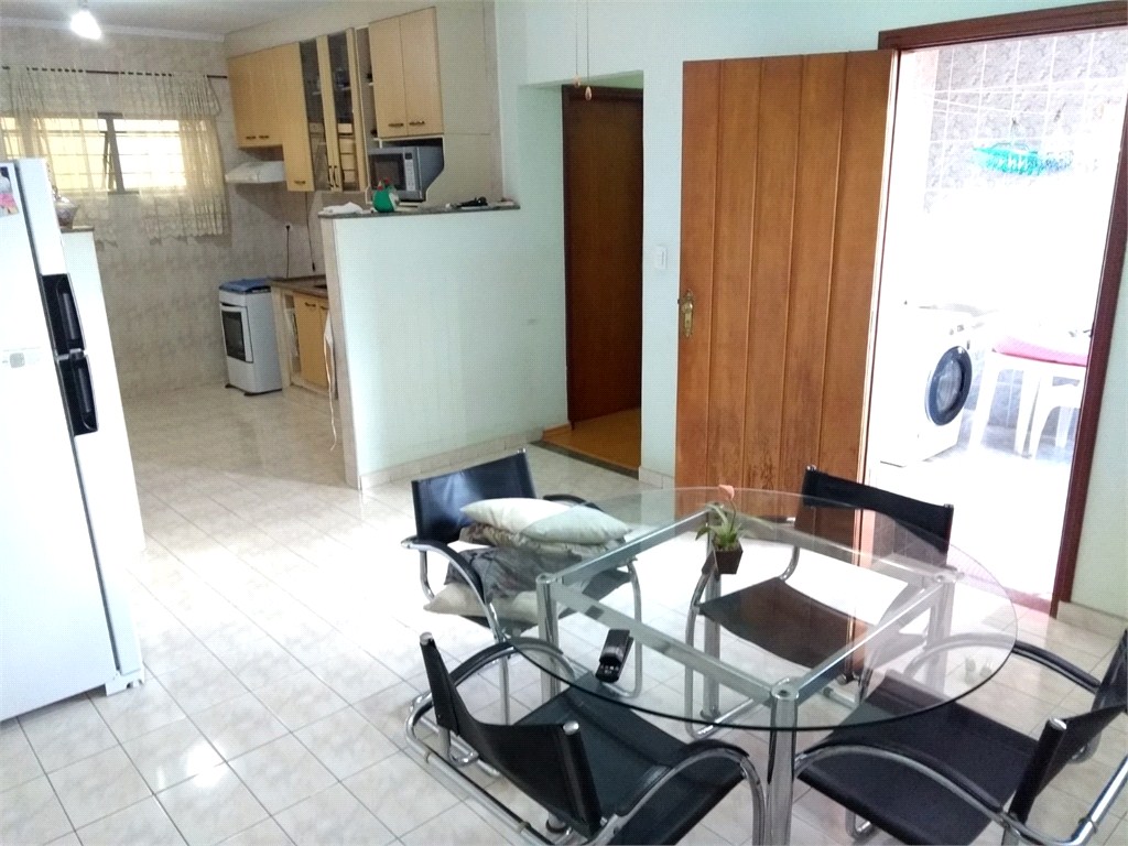 Casa, 3 quartos, 230 m² - Foto 22