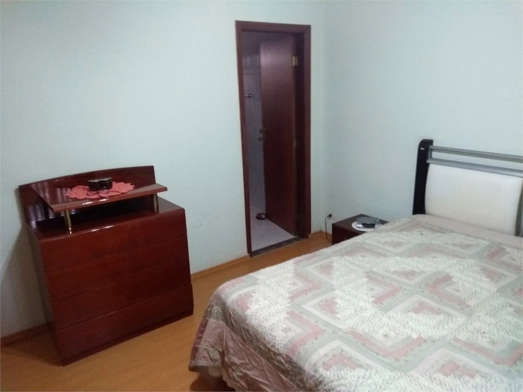 Casa, 3 quartos, 230 m² - Foto 24