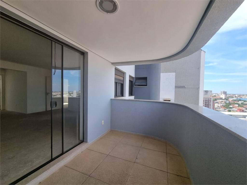 Apartamento, 3 quartos, 137 m² - Foto 1