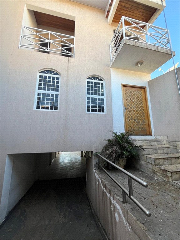 Casa, 3 quartos, 209 m² - Foto 8