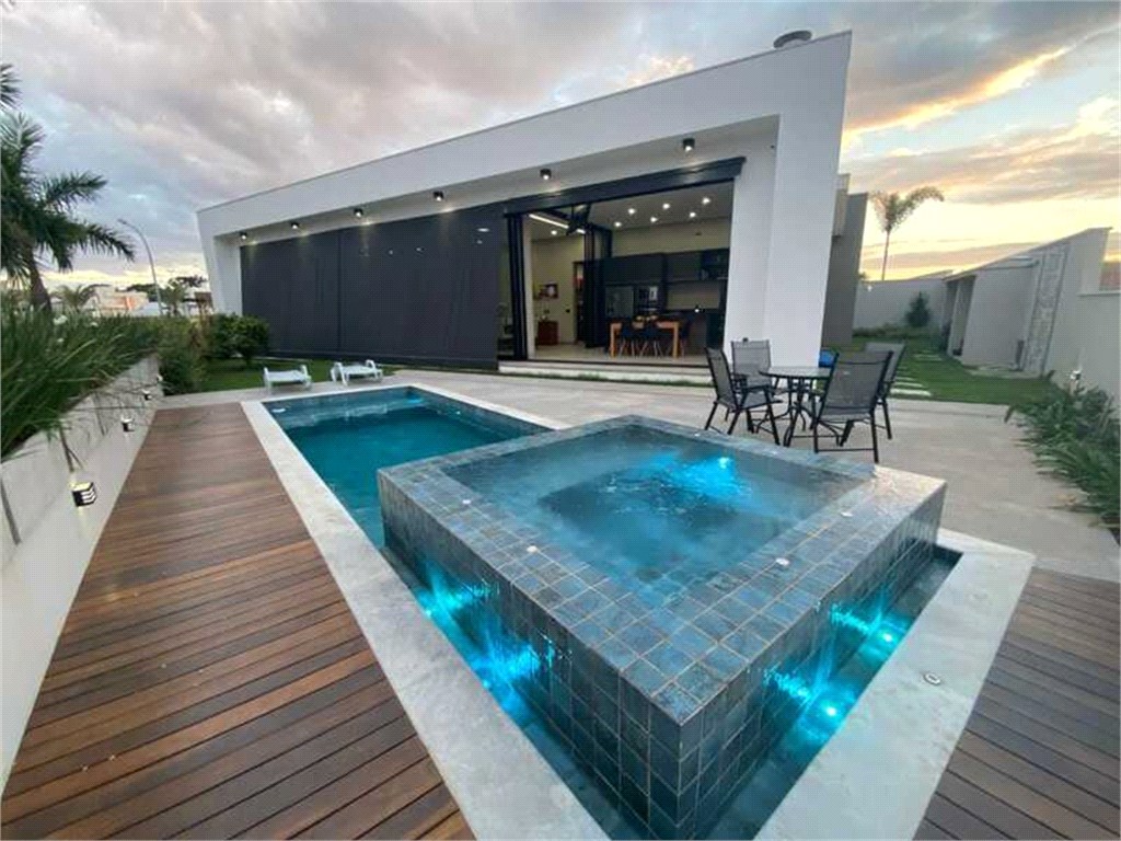 Casa, 3 quartos, 294 m² - Foto 37