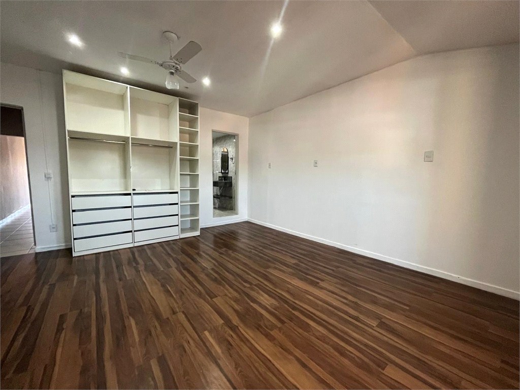 Casa, 3 quartos, 209 m² - Foto 14