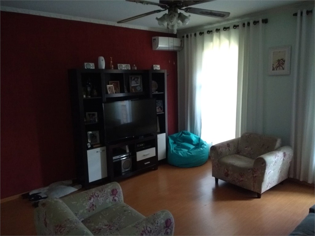 Casa, 3 quartos, 230 m² - Foto 12