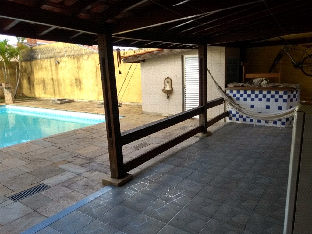 Casa, 3 quartos, 230 m² - Foto 13
