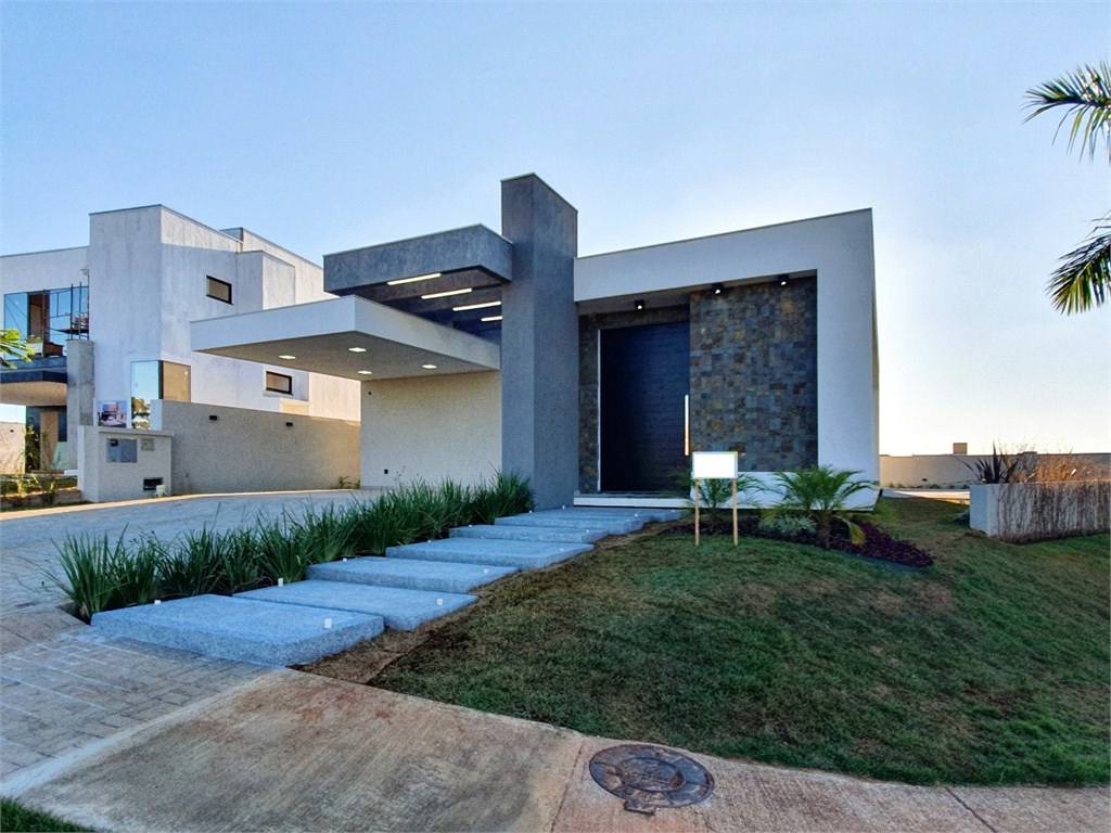 Casa, 3 quartos, 270 m² - Foto 33