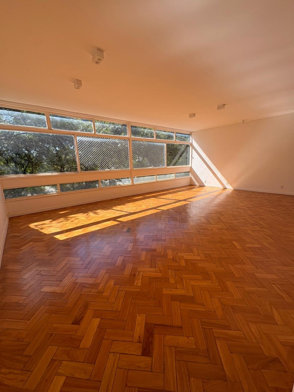 Apartamento, 3 quartos, 160 m² - Foto 1