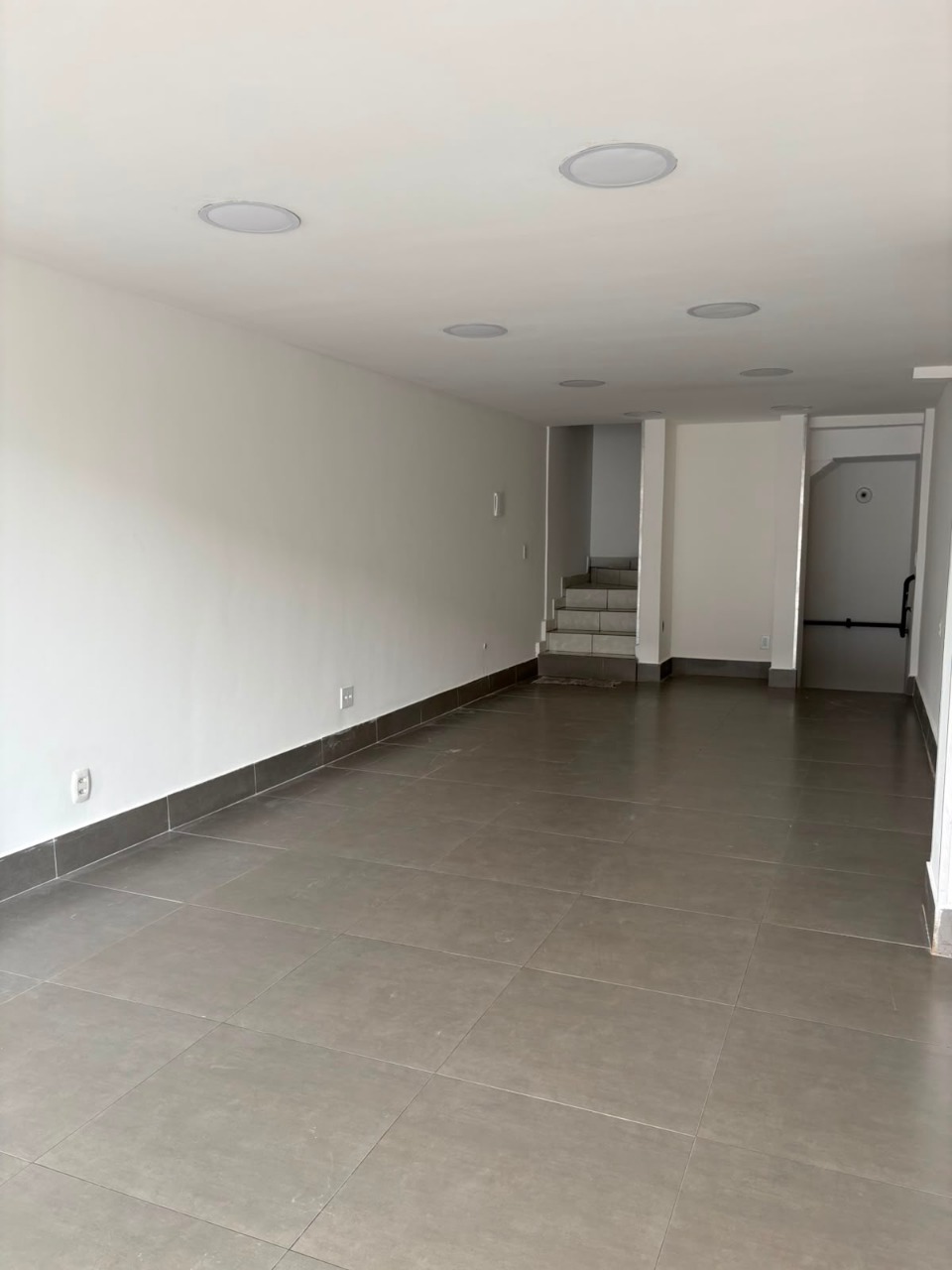 Loja-Salão, 120 m² - Foto 2