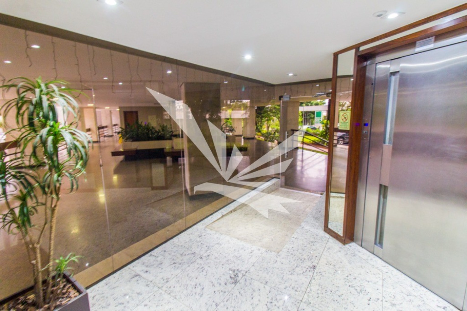 Apartamento, 3 quartos, 136 m² - Foto 2