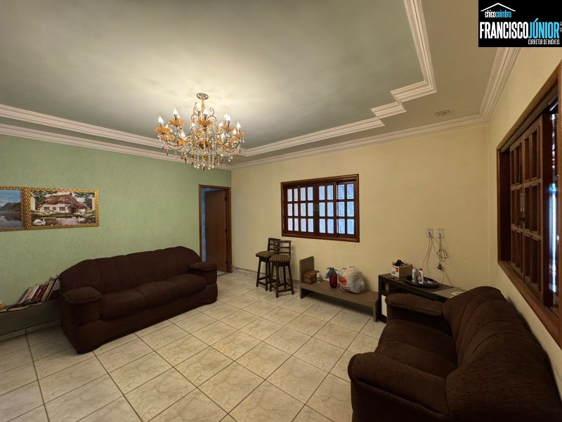 Casa, 3 quartos, 369 m² - Foto 2