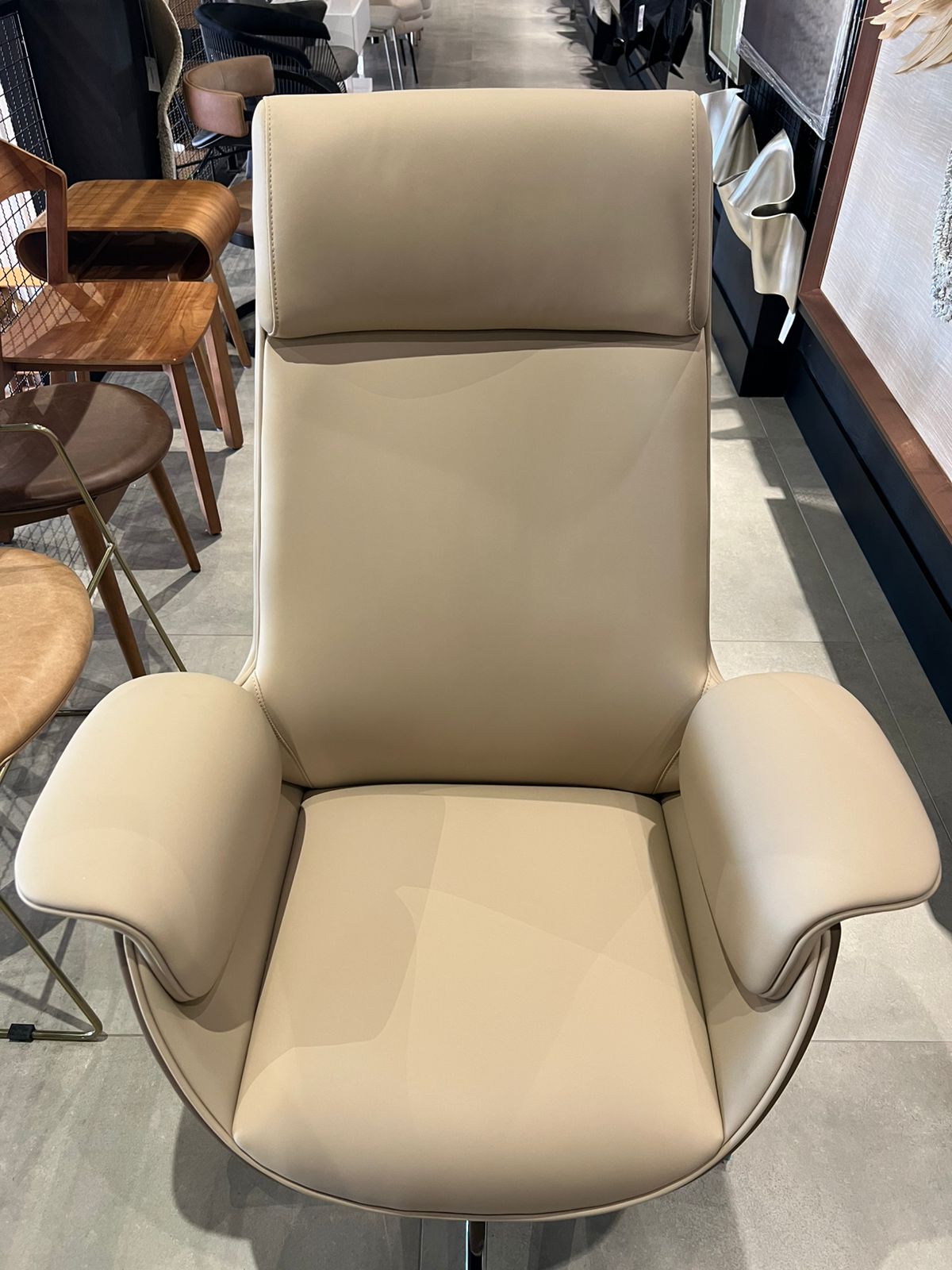 WhatsApp Image 2026-04-14 at 16.03.48