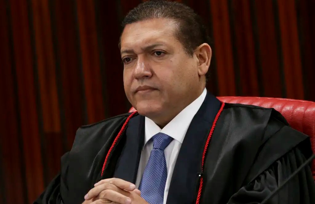 Nunes Marques prorroga prazo para isenção de IR dividendos