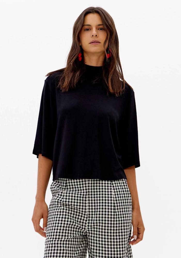Blusa Manga Curta Malha De Viscose